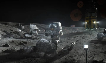 НАСА избра три компании за испраќање на човек на Месечината