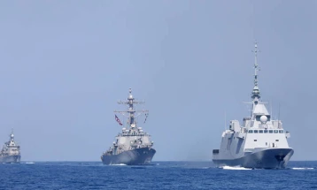 Три американски разурнувачи впловија во Беренцово море
