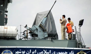 Најмалку една жртва и неколку повредени во поморска несреќа во Иран