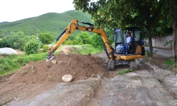 Се уредува просторот околу манастирскиот комплекс во Водоча