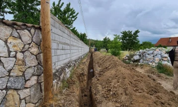 Почна изградбата на нова водоводна мрежа во Средно Нерези