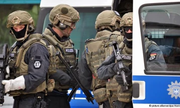 Германски безбедносни служби предупредуваат на закана од десничарски екстремизам