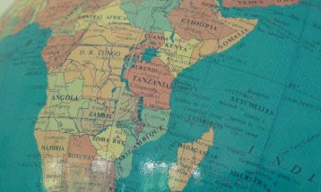 Поголемиот број африкански држави повторно дозволуваат меѓународни летови