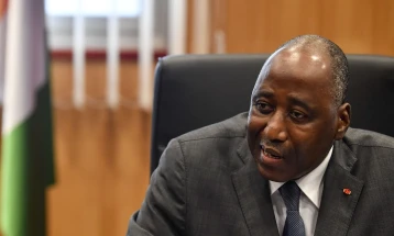 Почина премиерот на Брегот на Слоновата Коска, му се слошило на седница