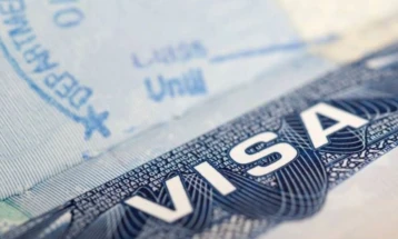 САД го обновуваат издавањето визи