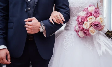 Во Италија 56 лица се под истрага за договорени бракови