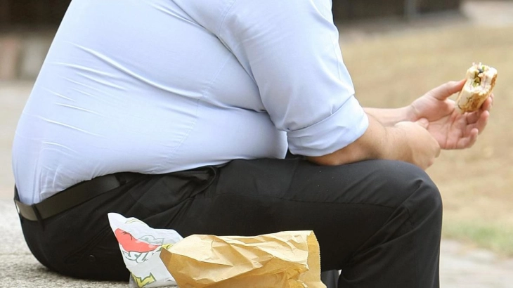 Вотли: Британците помалку да јадат и да слабеат