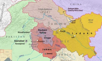 Пакистанската армија повторно нападна индиски цели во Кашмир
