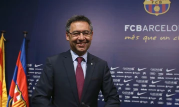 Бартомеу потврди: Куман ќе биде новиот тренер на Барса