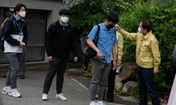 Задолжително носење маски во Сеул поради зголемен број заразени од Ковид-19