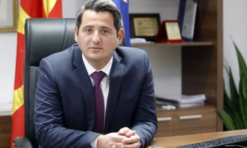 Министерот Нуредини ќе учествува на хибриден енергетски форум во Солун