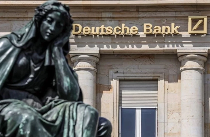 „Дојче банк“ планира намалување на филијалите во Германија