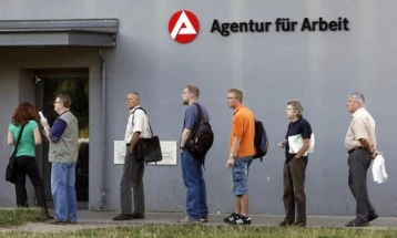 Бројот на невработени во Германија се намали за 108.000 и покрај кризата со коронавирусот