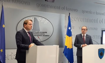 Хоти: Ако не постигнат договор, Косово и Србија ќе останат соседи кои не се признаваат меѓу себе