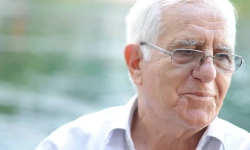 Старова: Ирационалноста во македонско-бугарските односи да ја надминеме со размена на културни вредности