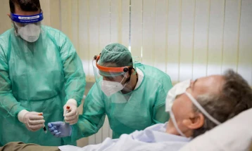 Лекарите во Ломбардија бараат целосен карантин