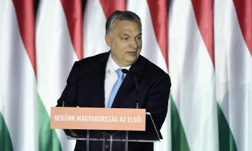 Орбан му ја честиташе победата на Бајден