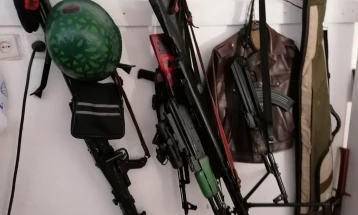 Пронајдена голема количина оружје и муниција во Кичевско, приведени две лица