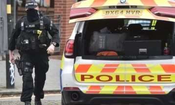 Во Лондон автомобил се забил во полициска станица, зградата евакуирана