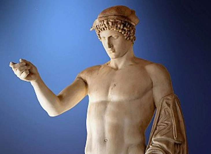 Скулптура од 4 век пр. н. е. пронајдена во канализација во Атина