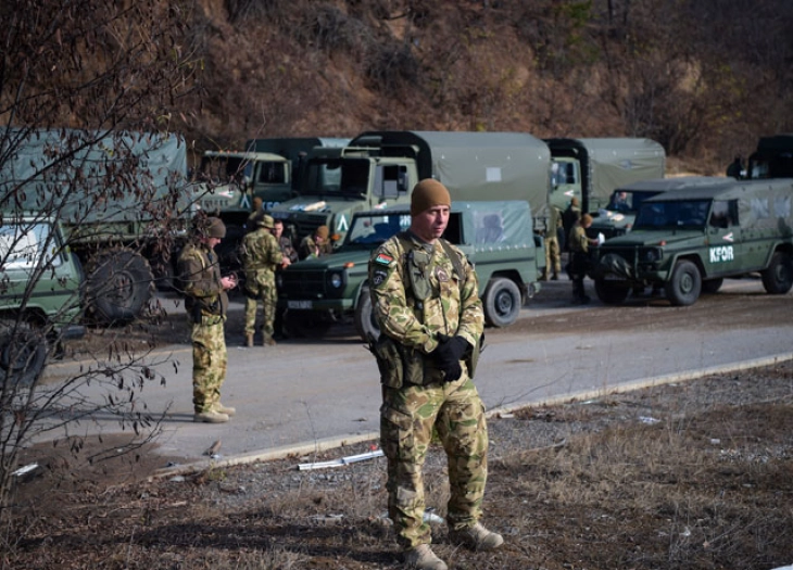 НАТО: Американските трупи нема да бидат повлечени од Косово