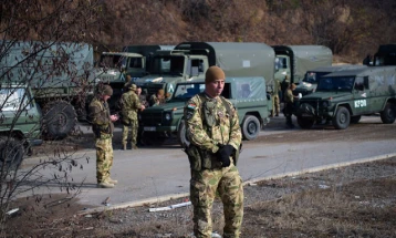 НАТО: Американските трупи нема да бидат повлечени од Косово