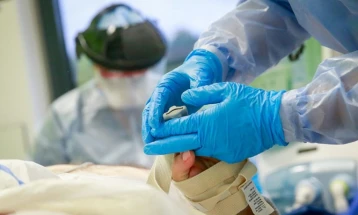 Регистрирани 982 нови случаи на Ковид-19, оздравеа 556 пациенти, а 19 лица починаа