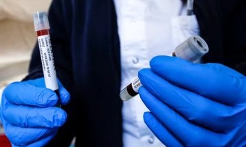 САД ќе имунизираат сто милиони луѓе во првиот квартал на 2021 година