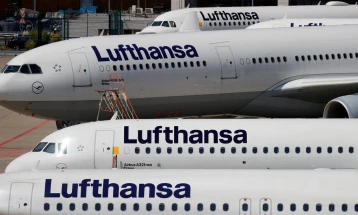 Германија воведе рестрикции за летовите од Велика Британија и Јужна Африка