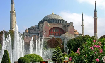 Светот во 2020: Аја Софија - од црква до џамија