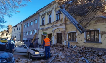 Најмалку 20 повредени во земјотресот во Петриња