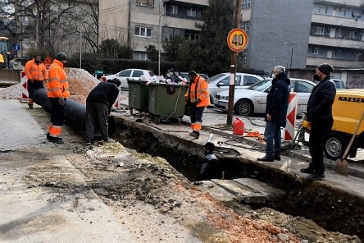 Се поставува атмосферска канализација во урбаната заедница „Цветан Димов“