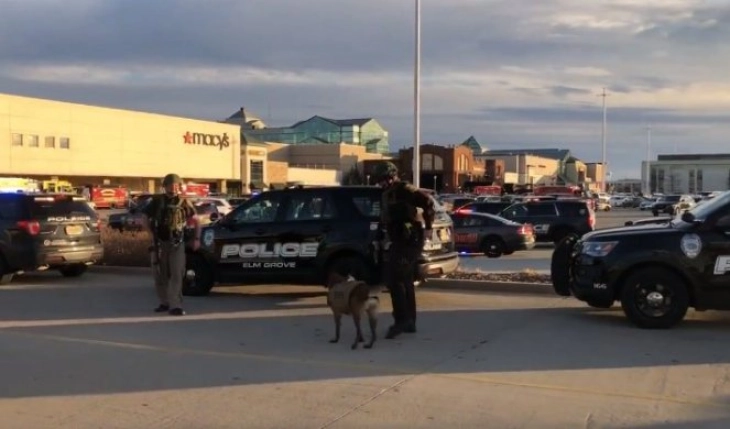 Еден загинат при вооружен напад во трговски центар во Висконсин
