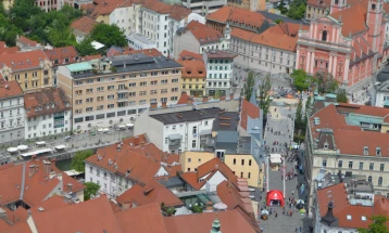Во Словенија дозволена работа на продавниците до 400 метри квадратни