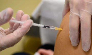 Теренска вакцинација против Ковид-19 за жителите во руралните средини и домовите за стари лица