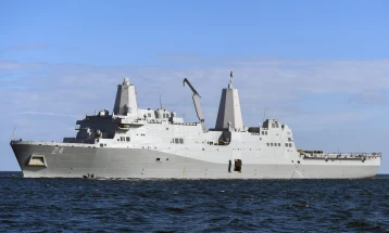Два американски воени брода пријавија заразени со коронавирус