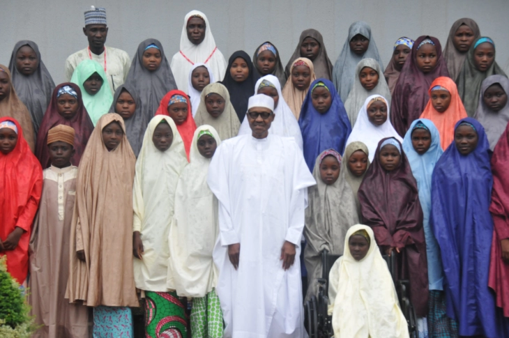 Во Нигерија киднапирани најмалку 300 девојчиња