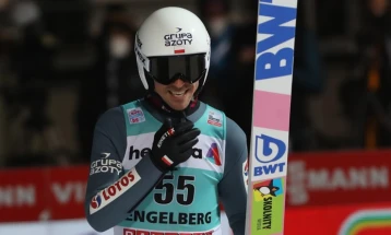 Ски-скокачот Жила го освои мундијалското злато на малата скокалница во Оберздорф