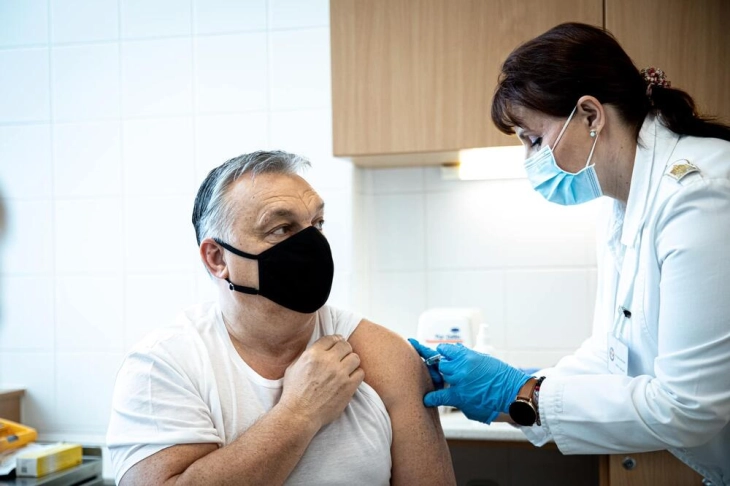 Орбан се вакцинираше со кинеската вакцина