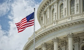 Сенатот на САД изгласа нов пакет мерки за помош на Американците во време на пандемија 