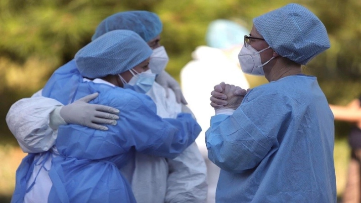 Обезбедени се средства за бонус за здравствените работници за период од девет месеци