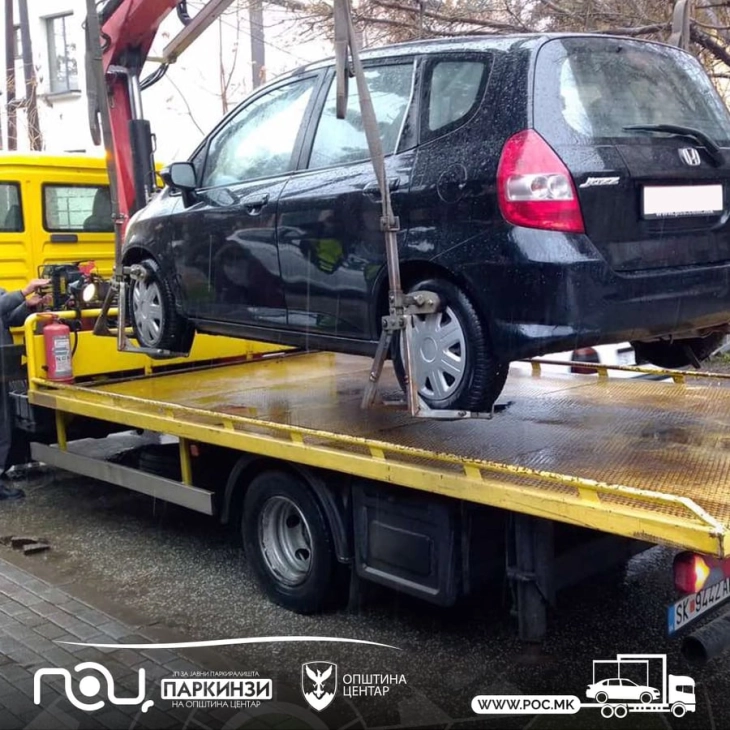 За една недела санкционирани 158 непрописно паркирани возила во Општина Центар