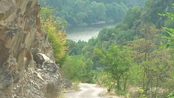 Советот на Општина Кочани е против изградбата на мини хидроцентрала на Мала Река