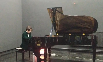 Солистички концерт на младиот пијанист Арда Мустафаоглу во Велес