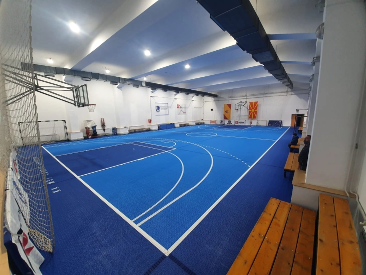 Спортската сала во Ново Лисиче доби нова подлога и ЛЕД-светилки