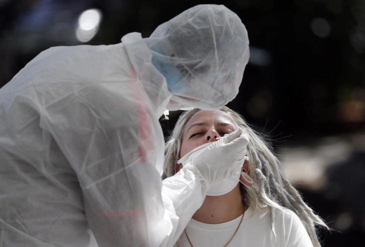 Во најновиот ковид бран зголемен процентот на заразени малолетници