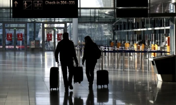 Се враќаат запрените авиолинии на Скопскиот аеродром