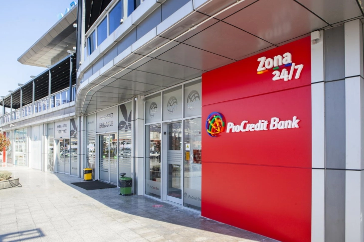 ПроКредит Банка Ви посакува добредојде во новата зона 24/7 во трговскиот центар Палма Мол во Тетово