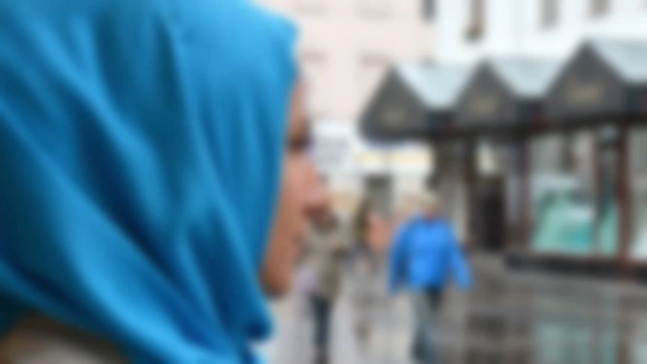 Францускиот Сенат дополнително го ограничи носењето хиџаб