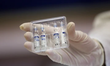 Владите на Северна Македонија и Србија постигнаа договор за донација на 40.000 вакцини „Спутник В“